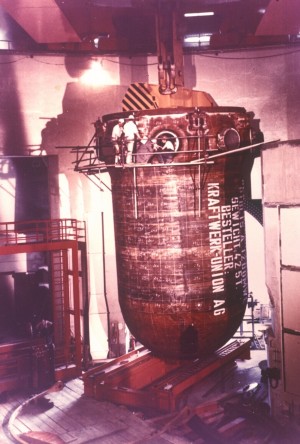 Reaktordruckgefäss des Kernkraftwerks Gösgen (Historische Aufnahme)